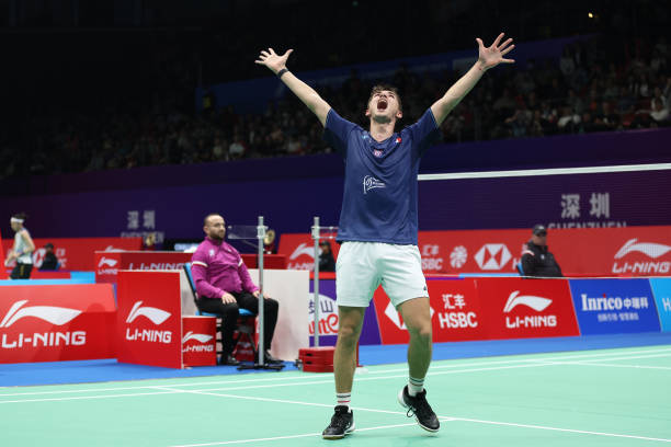 100-200元羽毛球拍测评:哪款更适合你的打法?