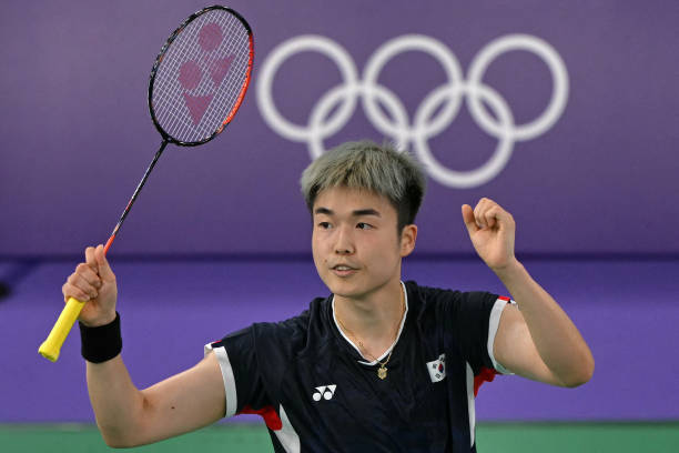 羽毛球女选手着装争议:短裤是否影响比赛公平性?