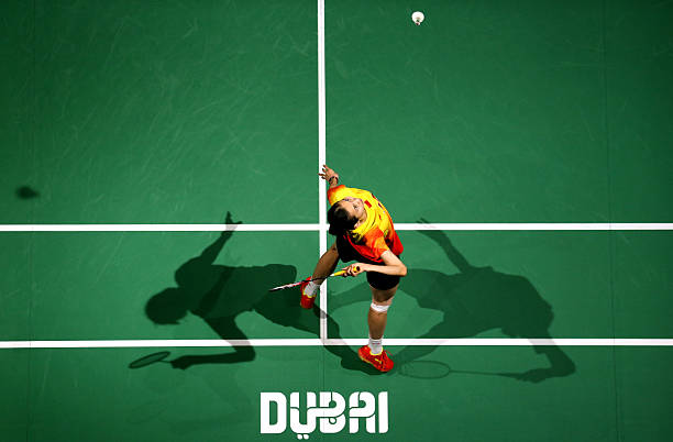 轻量+高弹!适合业余选手的性价比羽毛球拍推荐