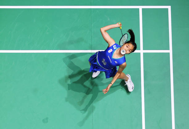 从发球开始制胜:双人羽毛球比赛发球得分策略