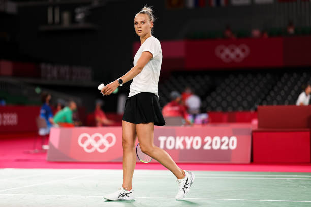 快乐学羽毛球:少儿训练图解教程