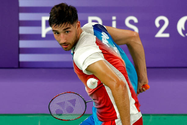 预算有限怎么选?200元内最佳羽毛球拍推荐