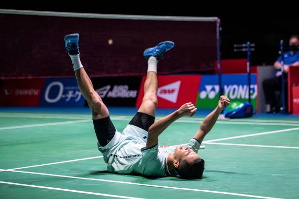 羽毛球新手必看!5个基础动作训练步骤