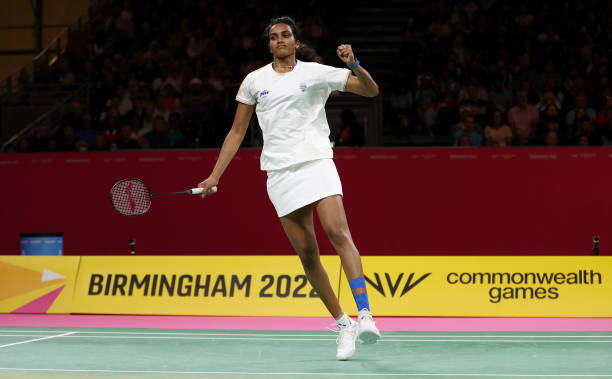 羽毛球场地线绘制技巧:如何确保尺寸精准不偏差?