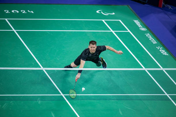 快乐启蒙:幼儿羽毛球趣味玩法大全