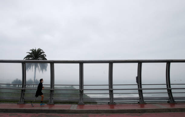 从入门到进阶:适合不同年龄段青少年的羽毛球拍推荐