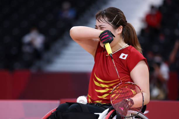 为什么女生要多打羽毛球?揭秘它对身材和气质的提升