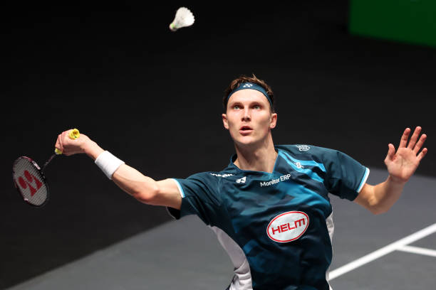 单打vs双打:标准羽毛球场的尺寸差异解析