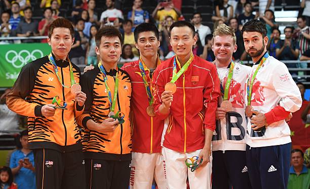 羽毛球场地面积计算:从尺寸到实际占用空间