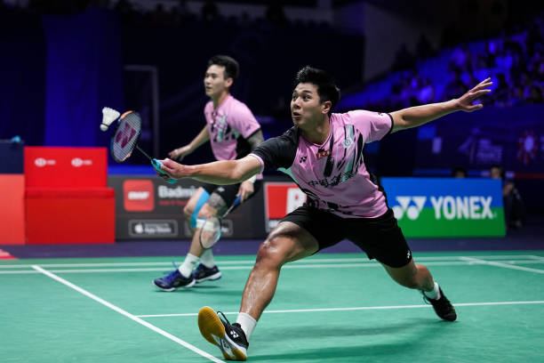 DIY羽毛球场划线必看:官方尺寸示意图与施工要点