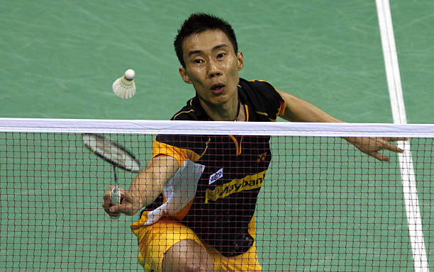 新手入门选李宁还是尤尼克斯?羽毛球拍推荐指南