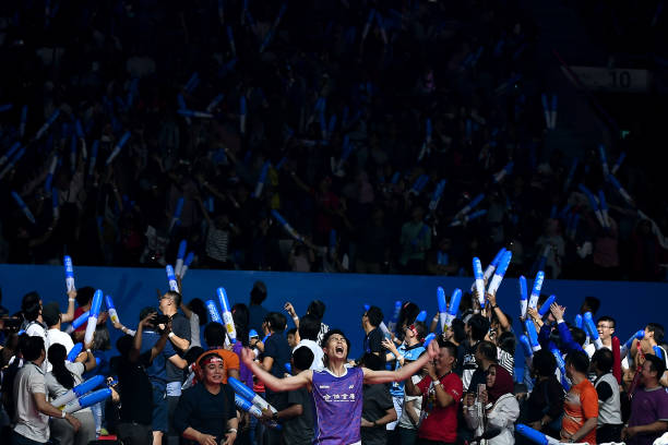 双打发球如何抢占先机?专业选手技巧分享