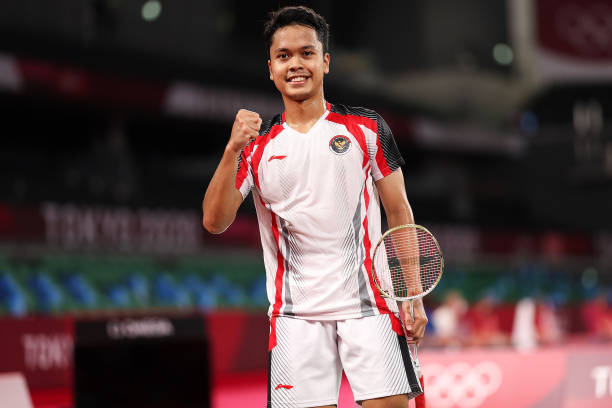 4U5羽毛球拍解析:重量与平衡点的完美搭配