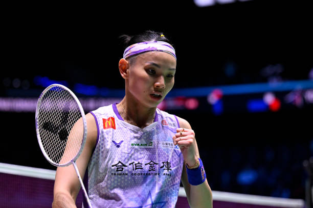 轻便易上手!5款适合女生的入门羽毛球拍推荐