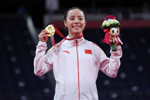 Yonex、Victor、李宁对比:哪款羽毛球拍质量更胜一筹?