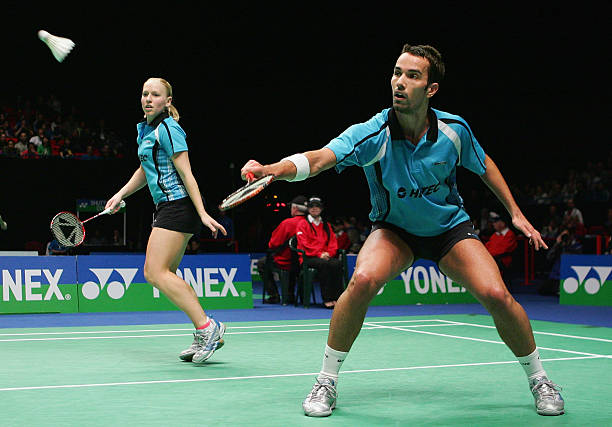 羽毛球单打比赛得分规则:如何判定有效得分与失分