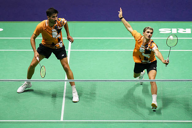 羽毛球比赛:先得多少分即可锁定胜局?