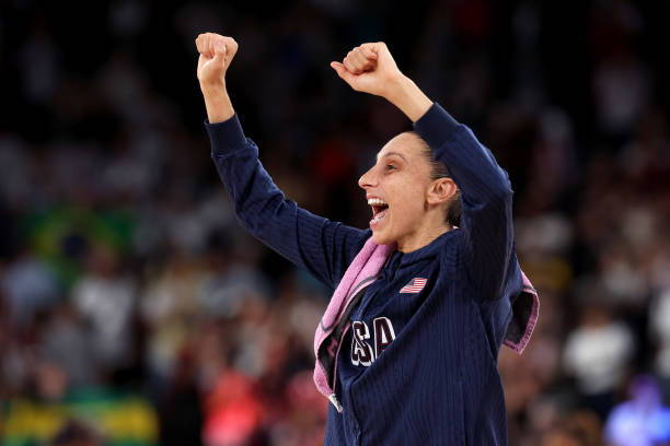 全球篮球标准对比:NBA篮板高度与其他联赛的差异