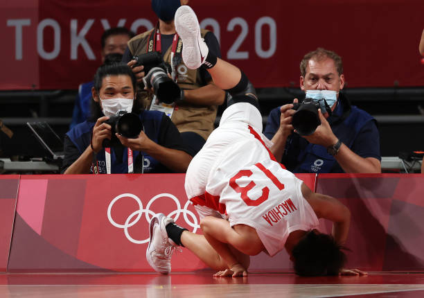 手机也能看!广东体育频道CBA直播多渠道同步放送