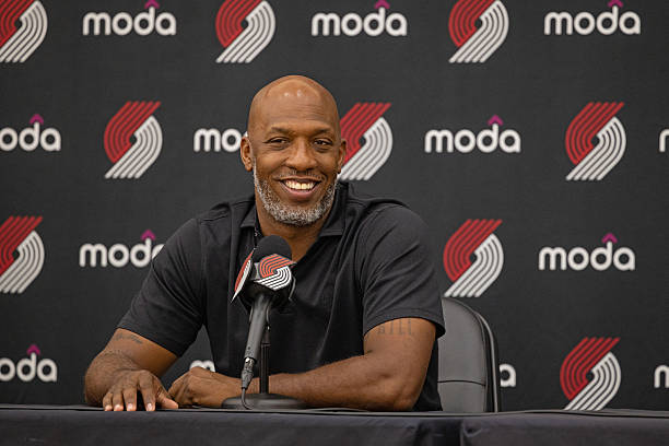 队徽收藏指南:步行者历年标志版本盘点