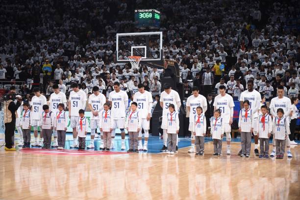 易建联人物志:天赋与努力铸就的篮球人生