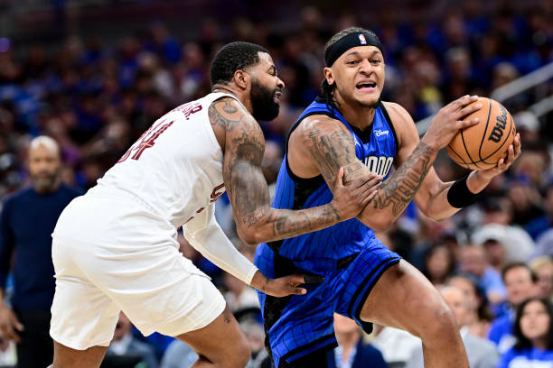 NBA季后赛经典战役:勇士与火箭完整比赛录像