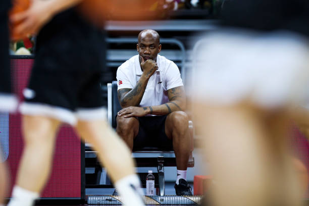 手机虎扑体育:NBA数据统计与球队排名实时更新