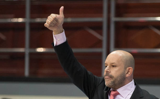 “打篮球”到底是动作还是事物?