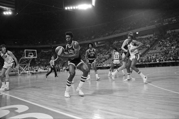 室内篮球架安装视频:一步步教你完成