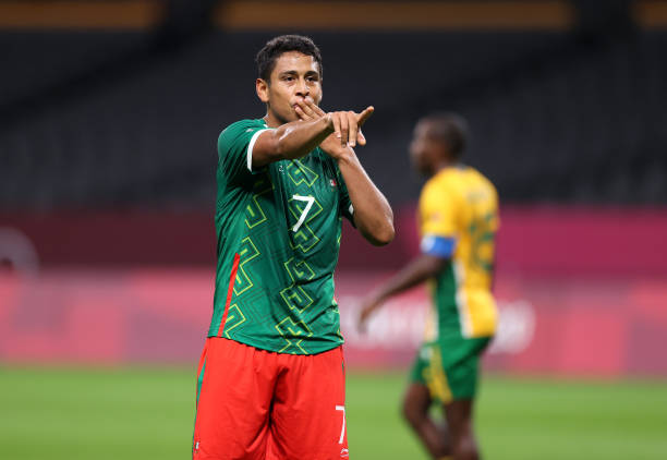 拜仁德甲首轮狂胜,凯恩首秀即封神,剑指欧冠?