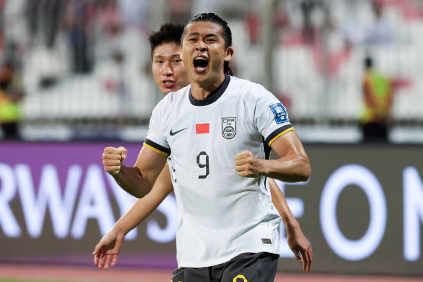 巴黎欧冠首发阵容前瞻:伤病影响下的阵容选择