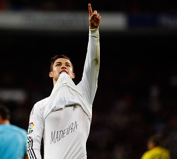 点球大战:足球比赛中的决胜方式