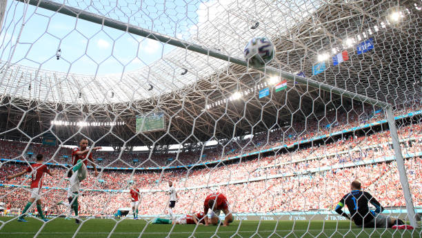 2022欧冠决赛精华集锦:从小组赛到夺冠之路