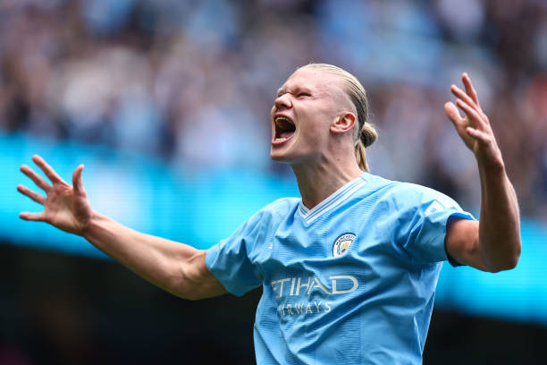 欧冠抽签中的“同联赛回避”规则:为何皇马巴萨不会同组?