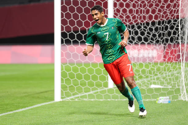 攻防兼备!贝林厄姆如何成为多特蒙德的关键先生