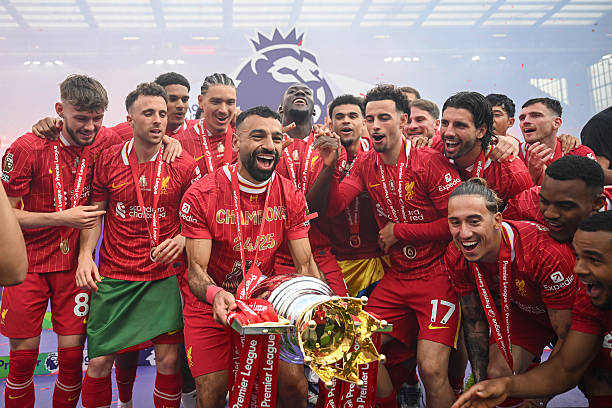 为什么法国国家队的10号球衣如此特别?