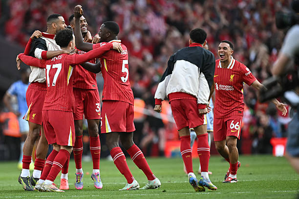 巴林男足大名单:核心球员与新生力量齐聚