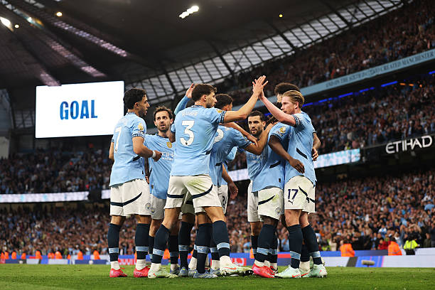 从阿根廷到意大利:马拉多纳如何在那不勒斯成为神话