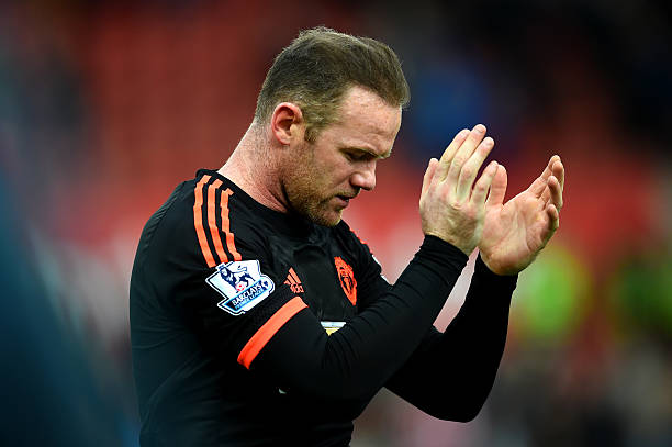 点球的诞生:足球规则中的十二码对决