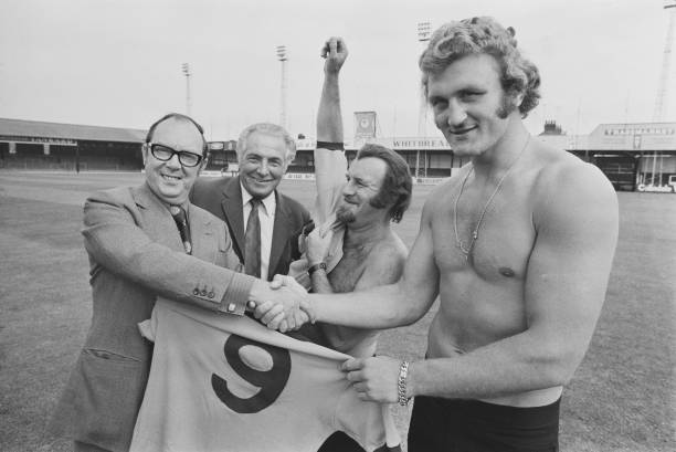 国米主帅如何排兵布阵?欧冠决赛首发阵容深度分析