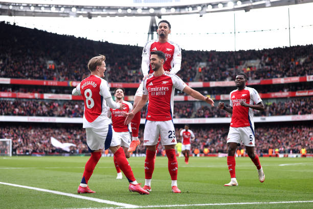 菲戈齐达内世纪对决:金球奖的永恒经典