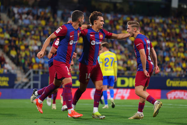 恒大足校如何助力中国足球青训体系改革?