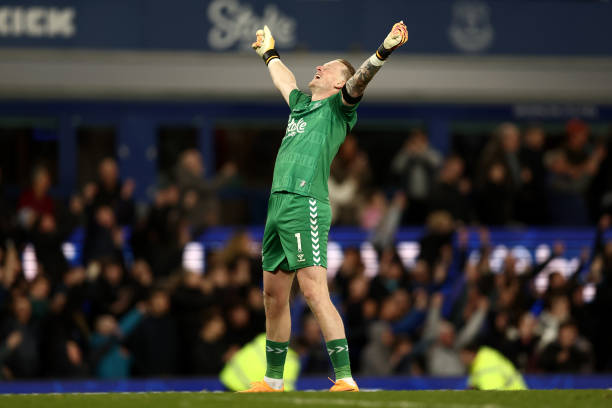 足球迷必看!史上最令人难忘的越位争议瞬间全解析