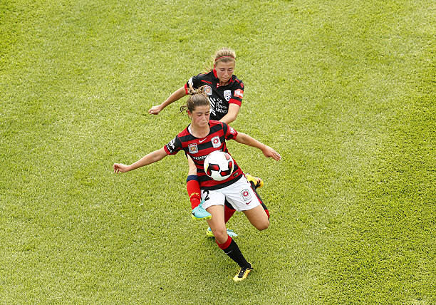 从蓝图到现实:揭秘欧洲五大联赛最新足球场建设进展