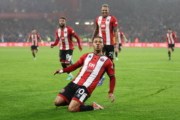 企鹅体育足球直播会员权益解析:付费与免费内容对比