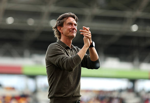 官方在即?梅西经纪人已飞抵曼彻斯特完成最终签约