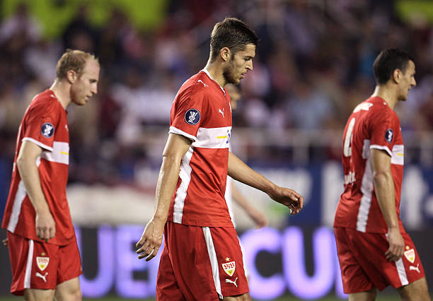 卡卡、舍瓦领衔!解析AC米兰0304赛季夺冠关键因素