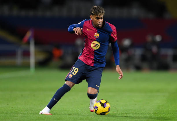 乐动足球俱乐部战术解析:如何打造你的不败之师