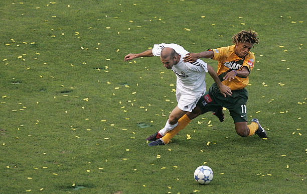 库普斯vs赫尔火花:进球数统计与胜负关键