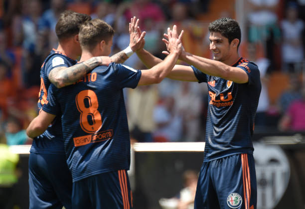 青岛海牛2024赛季阵容分析:中超保级还是冲击更高目标?